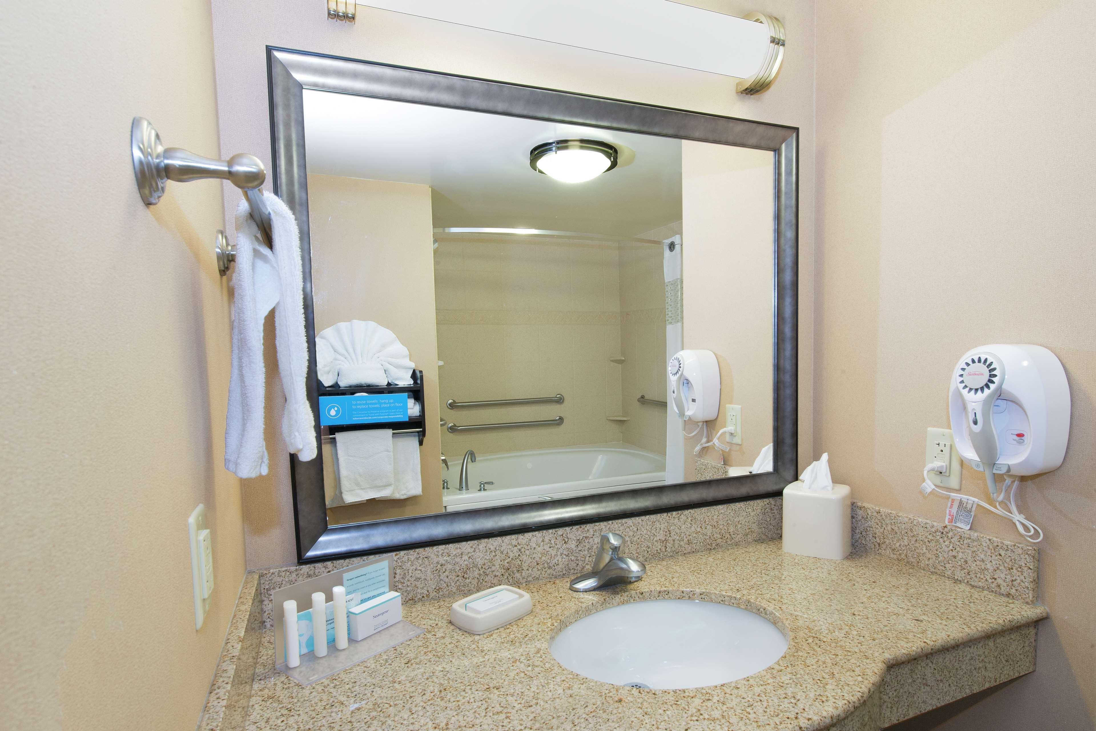 Hampton Inn & Suites Scottsboro Εξωτερικό φωτογραφία